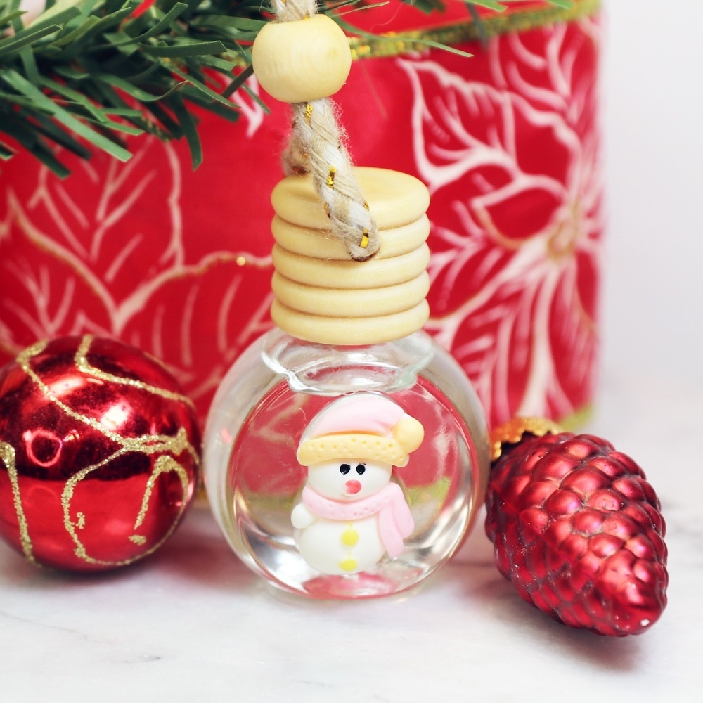 🎄🎅🏻Christmas Tree Decorations ~ Diffusers in Cinnamon, Peppermint & Pine Scents